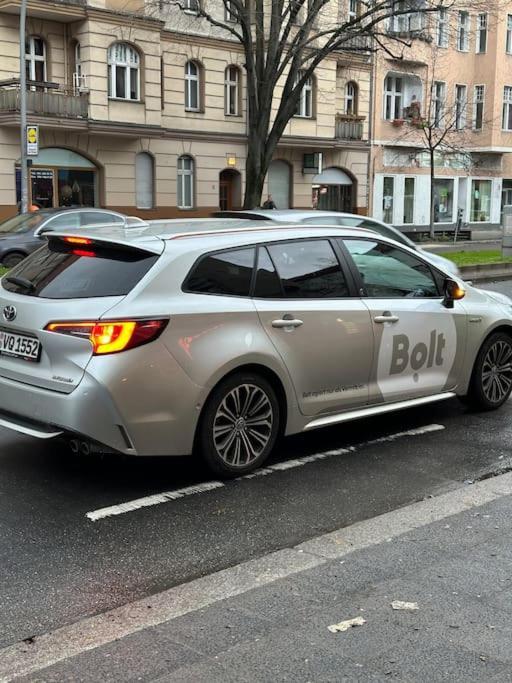 2 Mit Parkplatz Apartamento Berlim