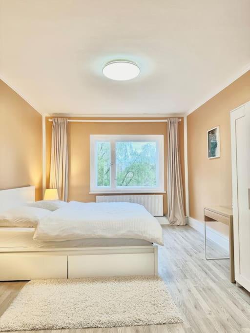 2 Mit Parkplatz Appartement